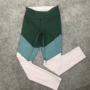 Outdoor Voices springs leggings